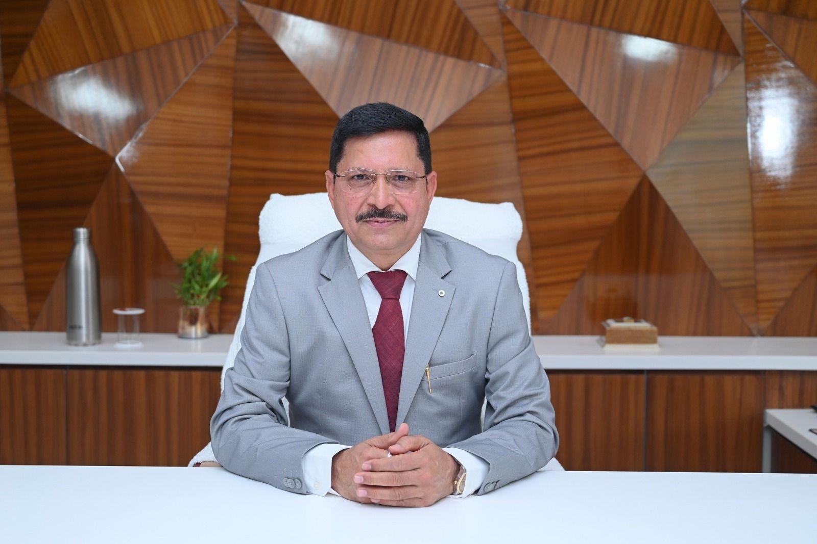 Shri Harish Duhan, CMD (SECL)